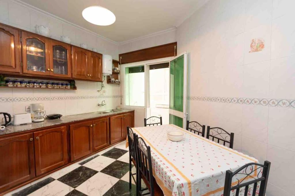 Appartement Tetouan Saniat Ramel Airport Plage Martil Wifi Bagian luar foto